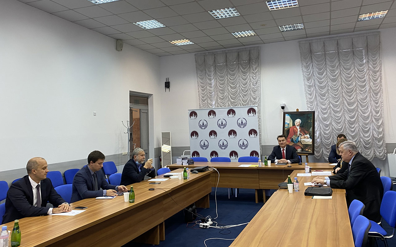 30 сентября 2021 года на факультете психологии МГУ состоялось заседание Президиума РПО