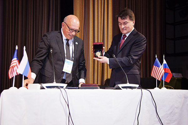 Впервые подписано соглашение о сотрудничестве между Российским психологическим обществом и Американской психологической ассоциацией