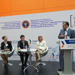 В ходе открытия конференции состоялось вручение сертификатов психологам МЧС России, прошедшим добровольную общественно-профессиональную сертификацию.