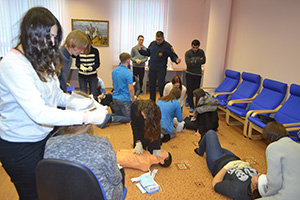 Уральские студенты-добровольцы станут инструкторами по первой помощи и психологической поддержке